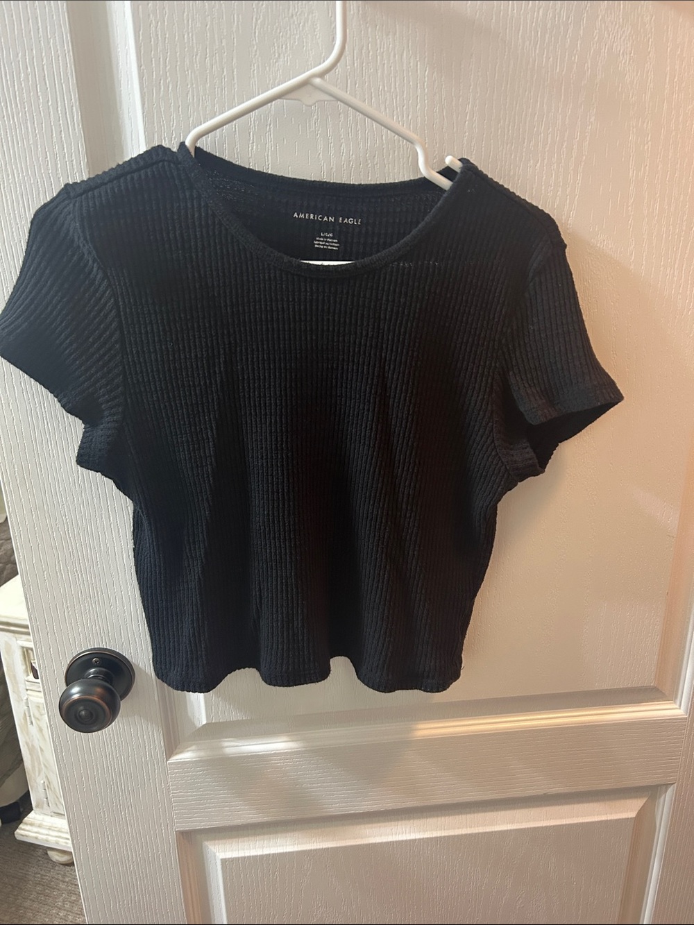 American Eagle Outfitters Black Ribbed Crewneck Crop Top